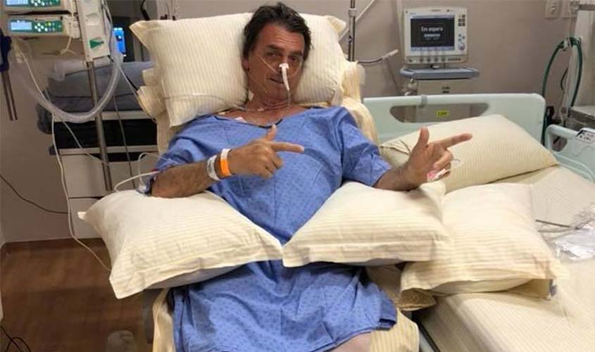 Bolsonaro retira sonda nasogástrica e começa a se alimentar oralmente