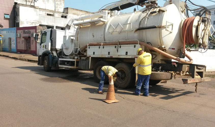 Semusb esclarece sobre obra na Almirante Barroso