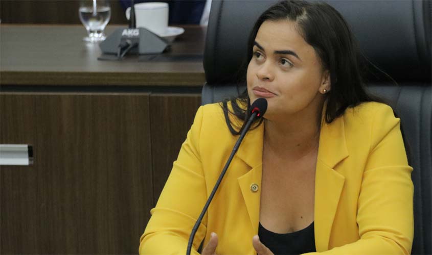 Projeto da deputada Dra Taíssa que garante a permanência das escolas cívico-militares em Rondônia é aprovado