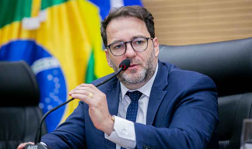 Deputado Alex Redano solicita manutenção urgente da RO-458, que liga Alto Paraíso a Triunfo