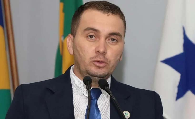 Evangélico e servidor: saiba quem é o vereador acusado de se masturbar em público 