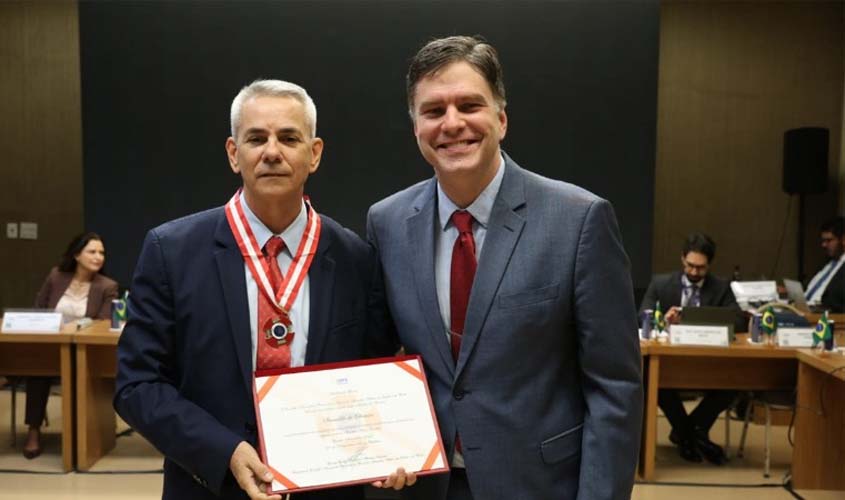Integrante do MP-RO recebe Medalha de Honra do CNPG