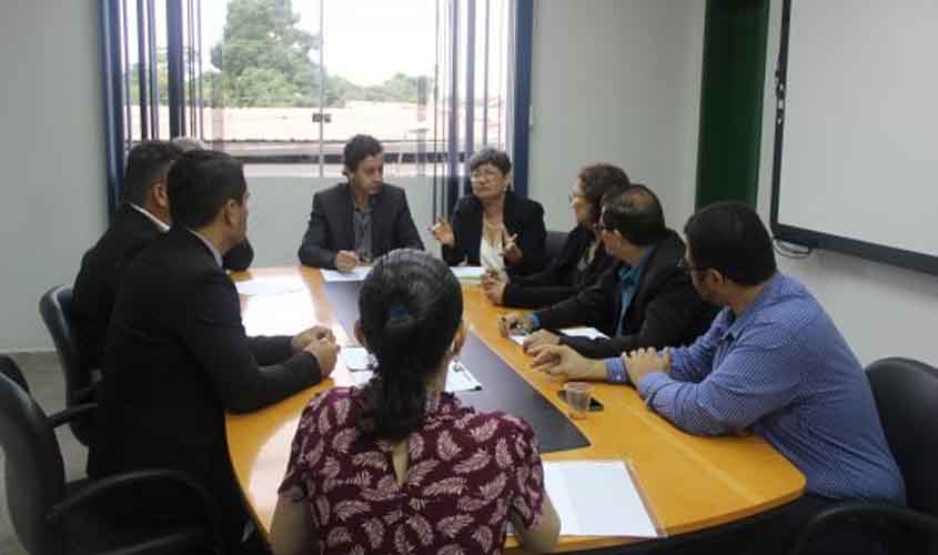 Diretores do Detran Rondônia e sindicato dos servidores discutem assuntos de interesse da classe