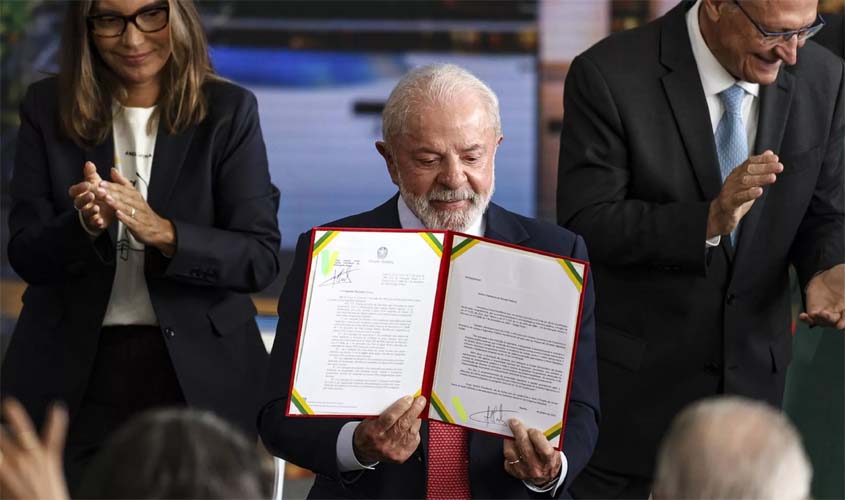 Lula veta PL da Dosimetria; Congresso reage