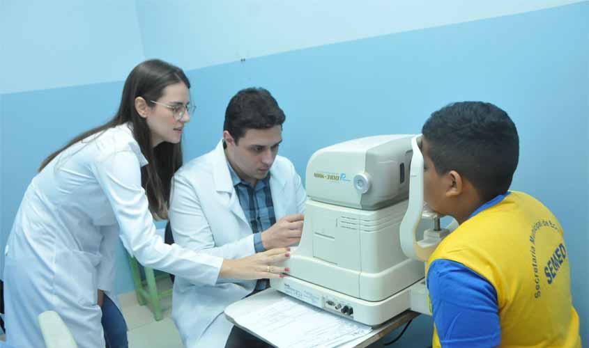 Semed inicia atendimento oftalmológico gratuito para alunos da rede municipal de ensino