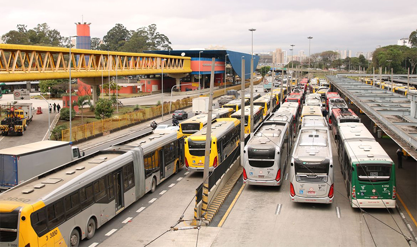 Coronavírus: viagens de ônibus devem seguir orientações da OMS