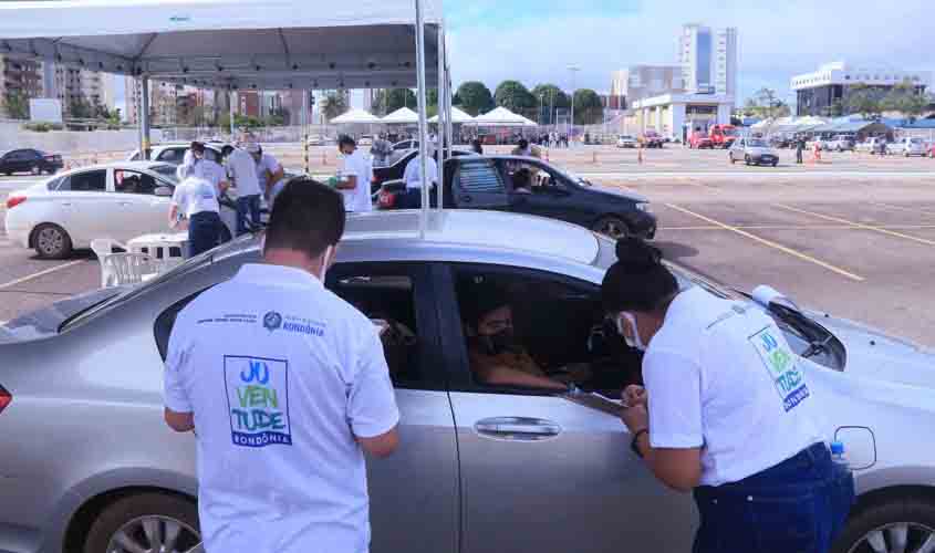 Juventude Voluntária participa de drive-thru simultâneo promovido pelo Governo de Rondônia