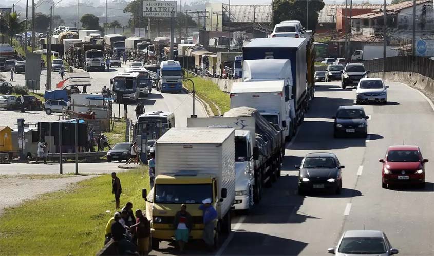 Primeiro prazo para exame toxicológico de motoristas vence neste mês