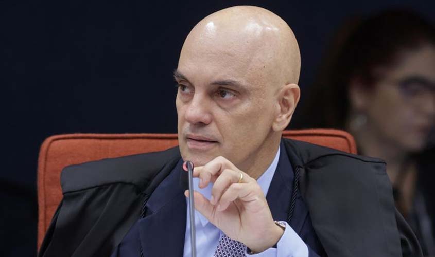 Moraes nega visita de assessor de Trump a Bolsonaro na Papudinha