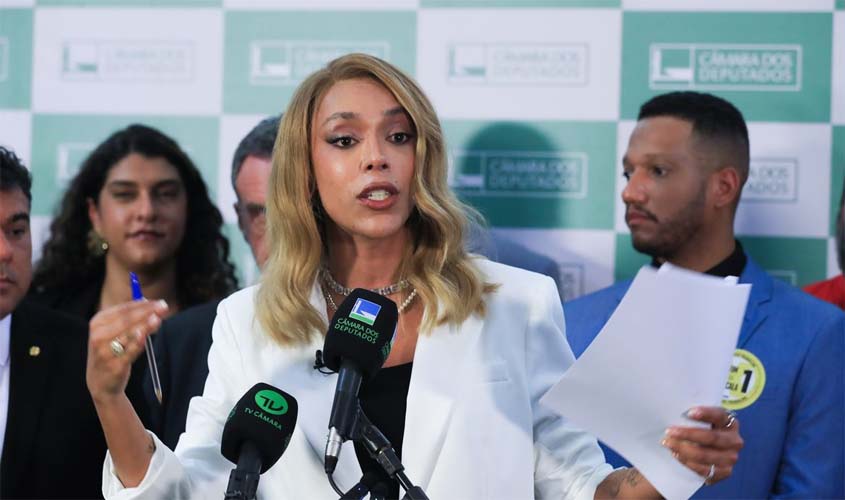 Erika Hilton processa Ratinho por discurso transfóbico