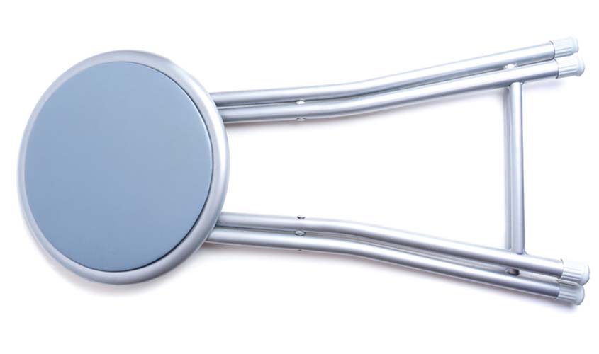 Auxiliar de dentista que caiu em consultório será indenizada