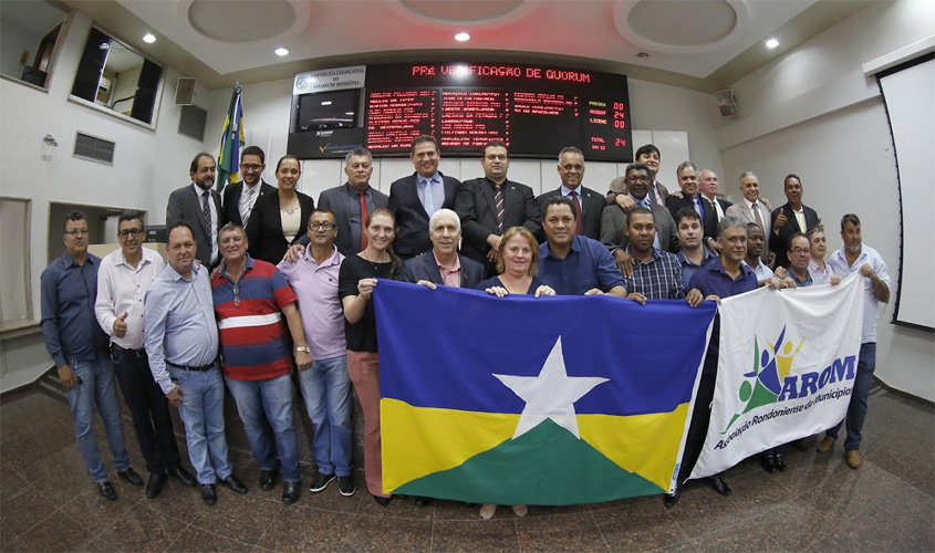 Maurão agradece deputados por aprovar projeto que beneficia municípios e distrito de Porto Velho