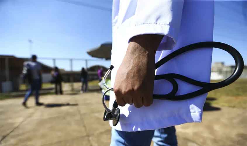 Apenas seis cursos de medicina têm nota máxima no Enade