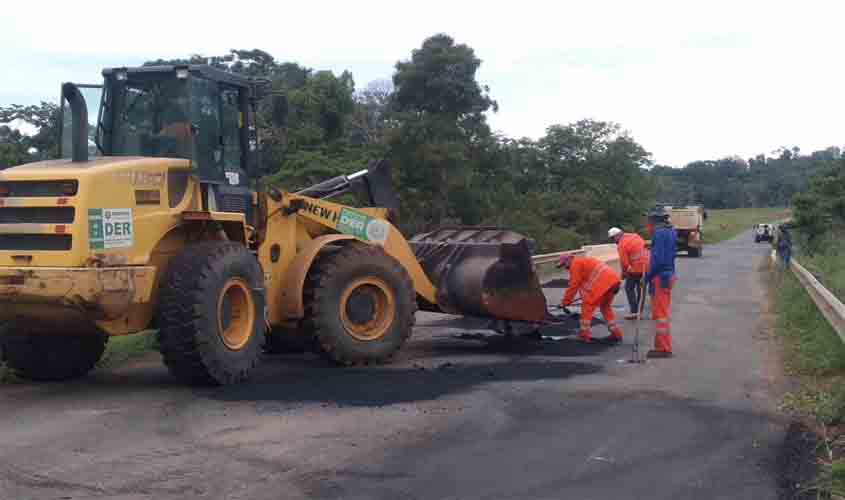 Usina de Asfalto do DER recupera cerca de 100 km de rodovias da Região Central