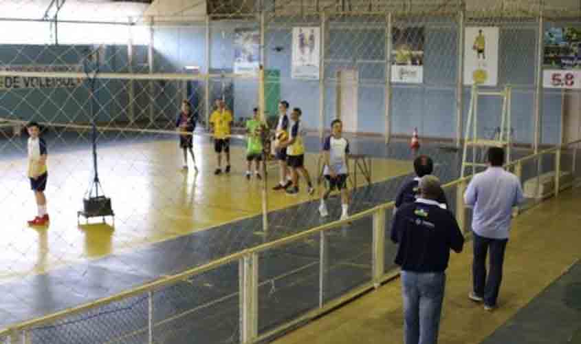 Prefeitura libera práticas esportivas amadoras, com limite de até 25 pessoas por ambiente