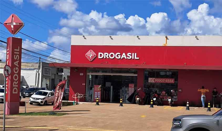 Rede Drogasil de farmácias descumpre CCT da categoria farmacêutica e é notificada extrajudicialmente pelo SINFAR