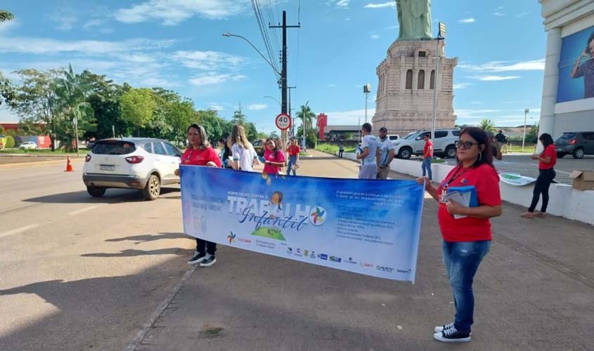 Prefeitura realiza blitz educativa no Dia Nacional e Internacional de Combate ao Trabalho Infantil