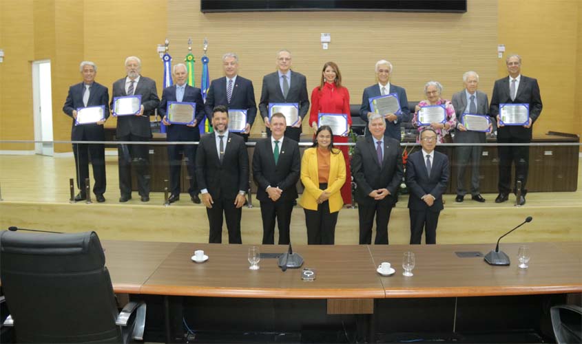 Alero homenageia Associação dos Magistrados de Rondônia pelos 40 anos de fundação