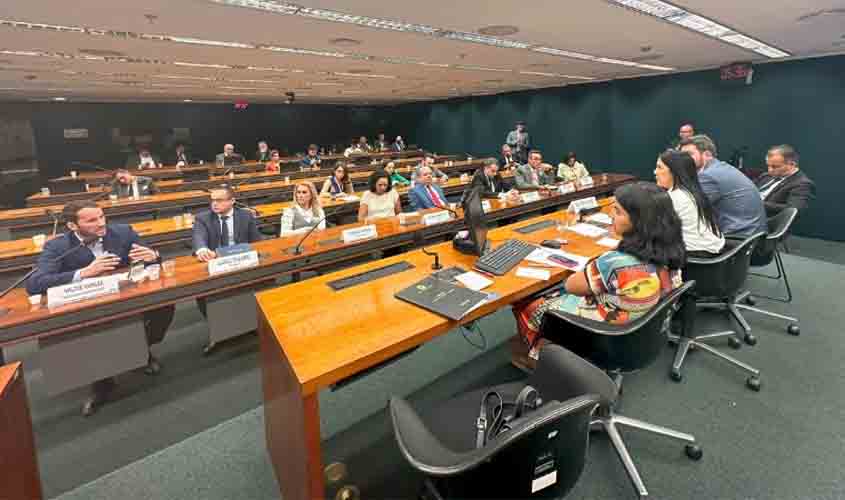 Ministério Público defende maior atuação da ANAC em audiência pública na Câmara dos Deputados