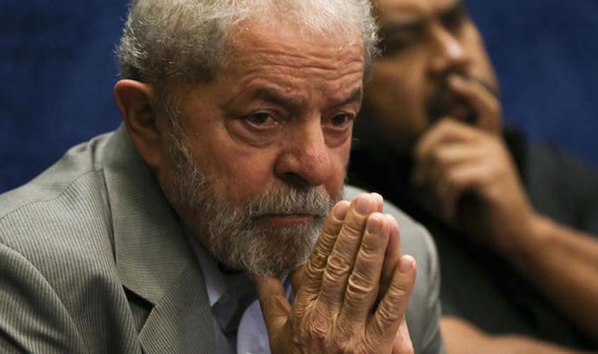 Juiz absolve Lula e outros acusados em caso de obstrução de Justiça