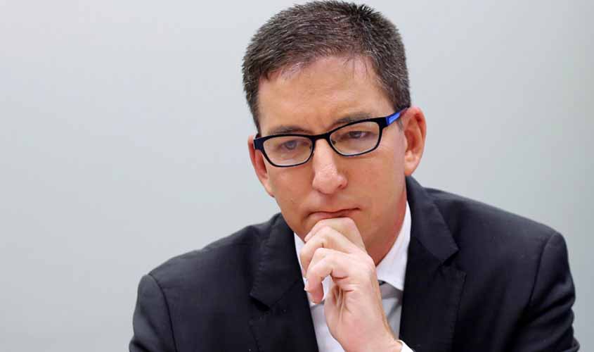 Partido pede liminar para suspender suposta investigação contra jornalista Glenn Greenwald