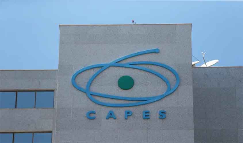 Capes: 96 brasileiros desistiram de doutorado sanduíche nos EUA