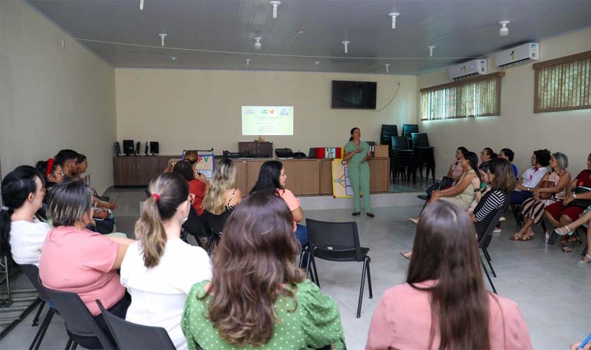 Semasf reúne equipes técnicas para oficina do SCFV