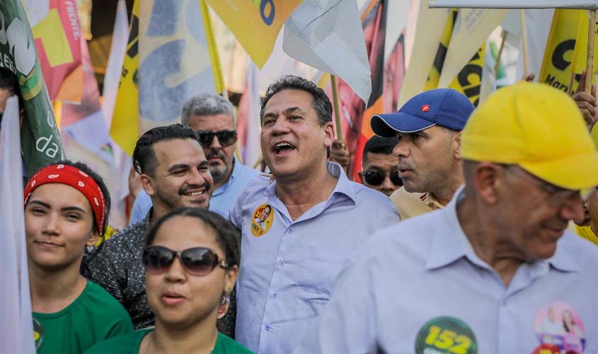 Em caminhada na zona Sul da capital, Maurão de Carvalho afirma que vai trabalhar em parceria com a prefeitura