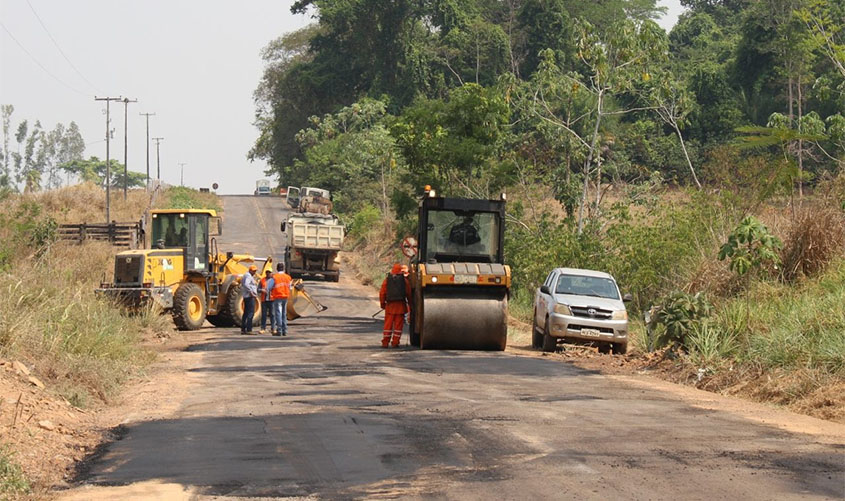DER conclui recuperação de 38 quilômetros da RO-135 em Ji-Paraná