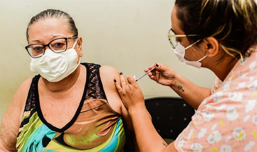 Semusa promove testes rápidos e vacinação na Estácio-Unijipa