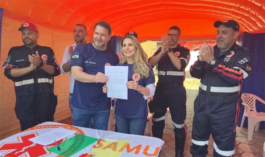 Alex Redano assina emenda de R$ 700 mil para aquisição de motolâncias e viatura de intervenção rápida ao SAMU