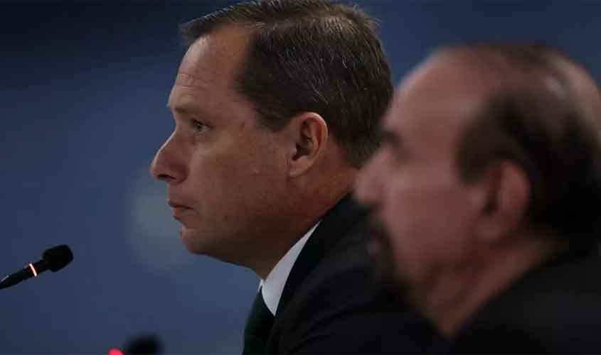 A vingança do ajudante humilhado pelos Bolsonaros