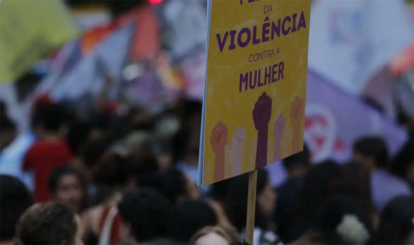 Plataformas vão divulgar canais de denúncia contra violência à mulher