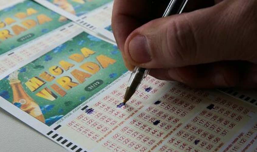 Mega da Virada sorteia R$ 450 milhões, o maior prêmio da história das Loterias CAIXA