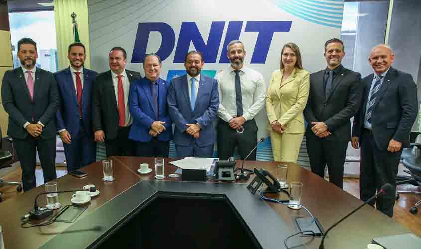 Deputados rondonienses e bancada do Parlamento Amazônico pressionam Dnit sobre a BR-319