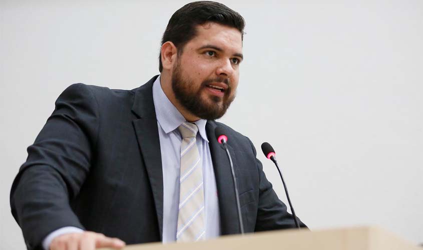 Deputado estadual Jean Oliveira repudia reajuste tarifário da Energisa