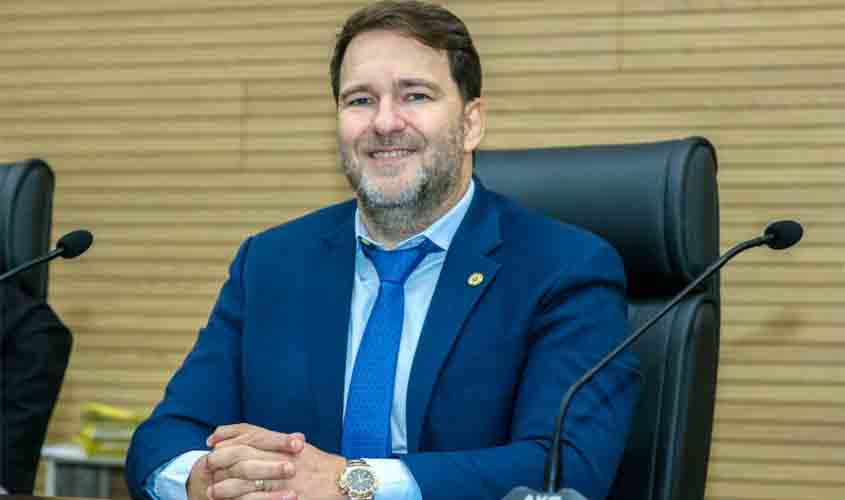 Projeto de lei do deputado Alex Redano garante segurança jurídica aos mototaxistas em Rondônia