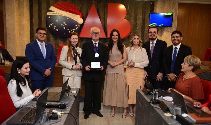 OAB RO homenageia advogado Nery Alvarenga