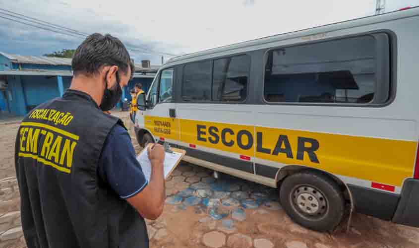 Motoristas que prestam serviço de transporte devem solicitar renovação da credencial