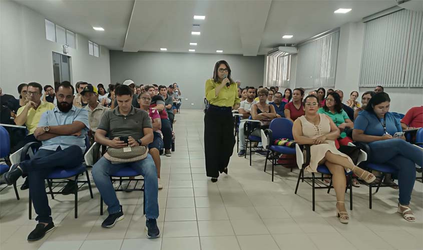 Semed realiza palestras sobre cuidados com a saúde emocional de servidores