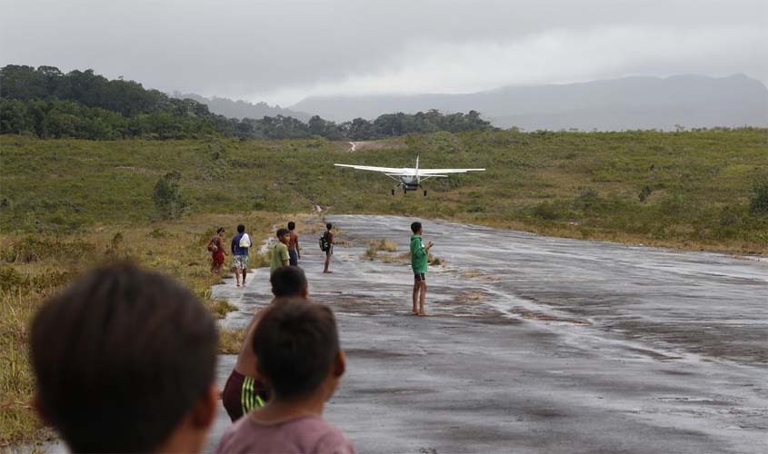 Profissionais de saúde superam desafios para salvar vidas yanomami