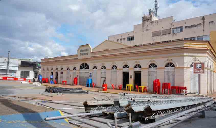 Mercado Cultural já está sendo decorado para o Baile Municipal, a abertura oficial do carnaval em Porto Velho