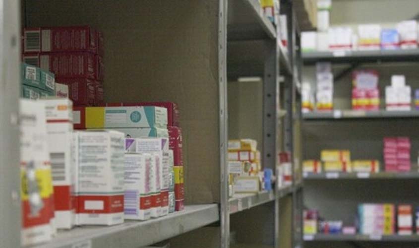 Municípios enfrentam dificuldades com o desabastecimento de remédios em farmácias