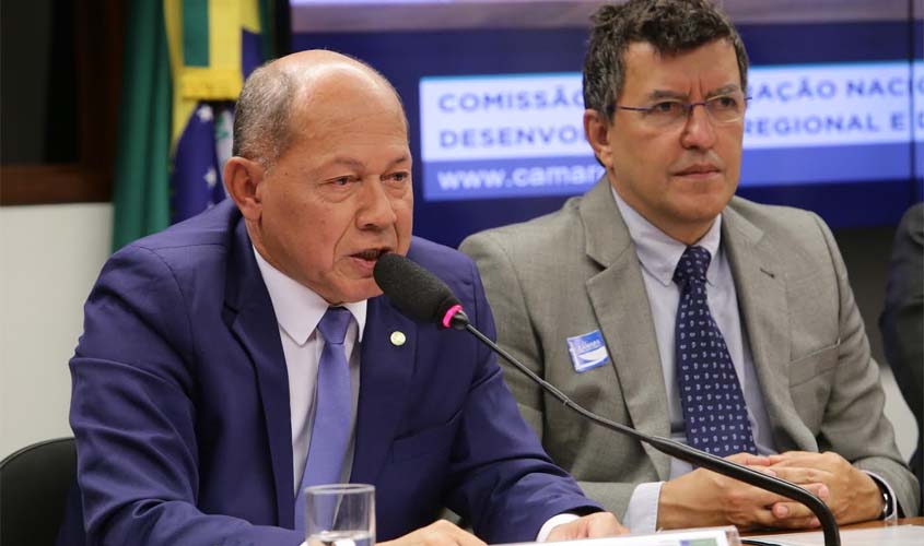 Coronel Chrisóstomo cobra maior efetividade do “Luz para Todos” em Rondônia  