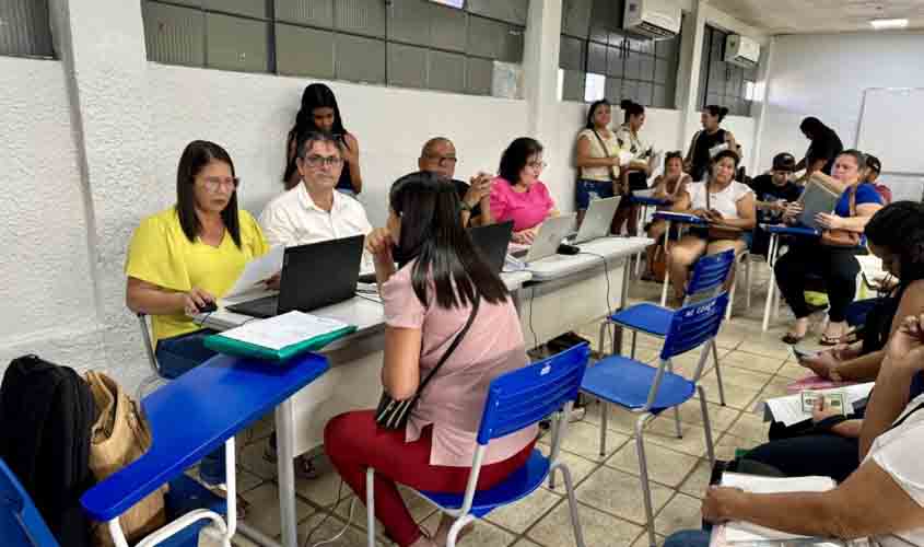 Governo de RO encerra ação de reforço ao cadastro do programa Pé-de-Meia em Porto Velho