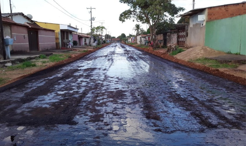 Obras de drenagem e asfalto no Lagoinha em fase de conclusão