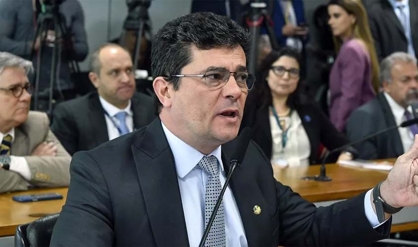 A escolinha do professor Sergio Moro e o bando de pistoleiros