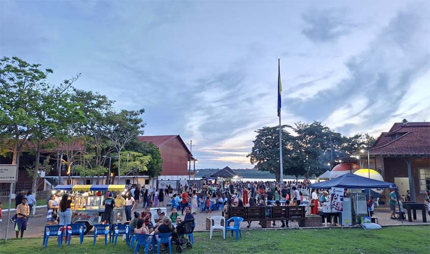 Locomotiva 18 volta a apitar na Estrada Madeira-Mamoré