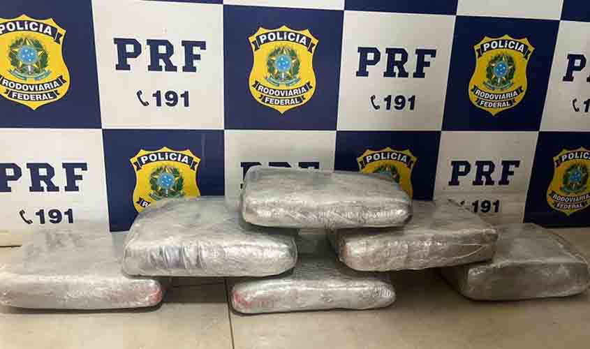 PRF detém mulher por tráfico de drogas em Ji-Paraná/RO