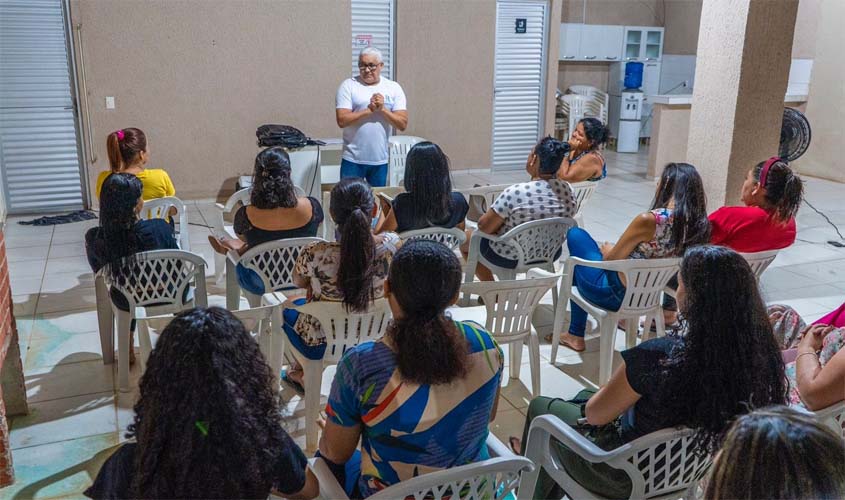 Residencial Morar Melhor recebe curso de Libras da Escola do Legislativo